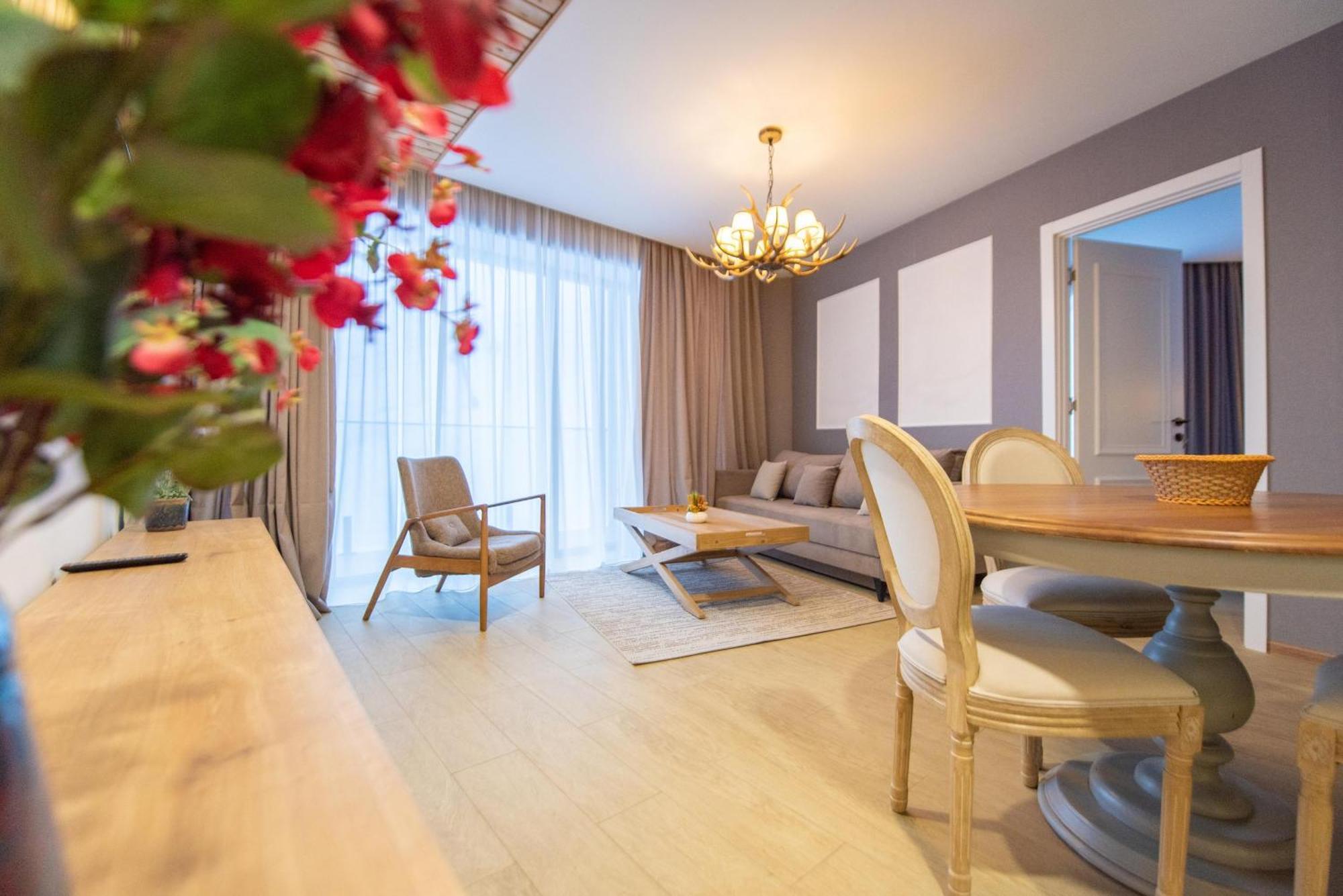 Gudauri Atrium Aparthotel ภายนอก รูปภาพ