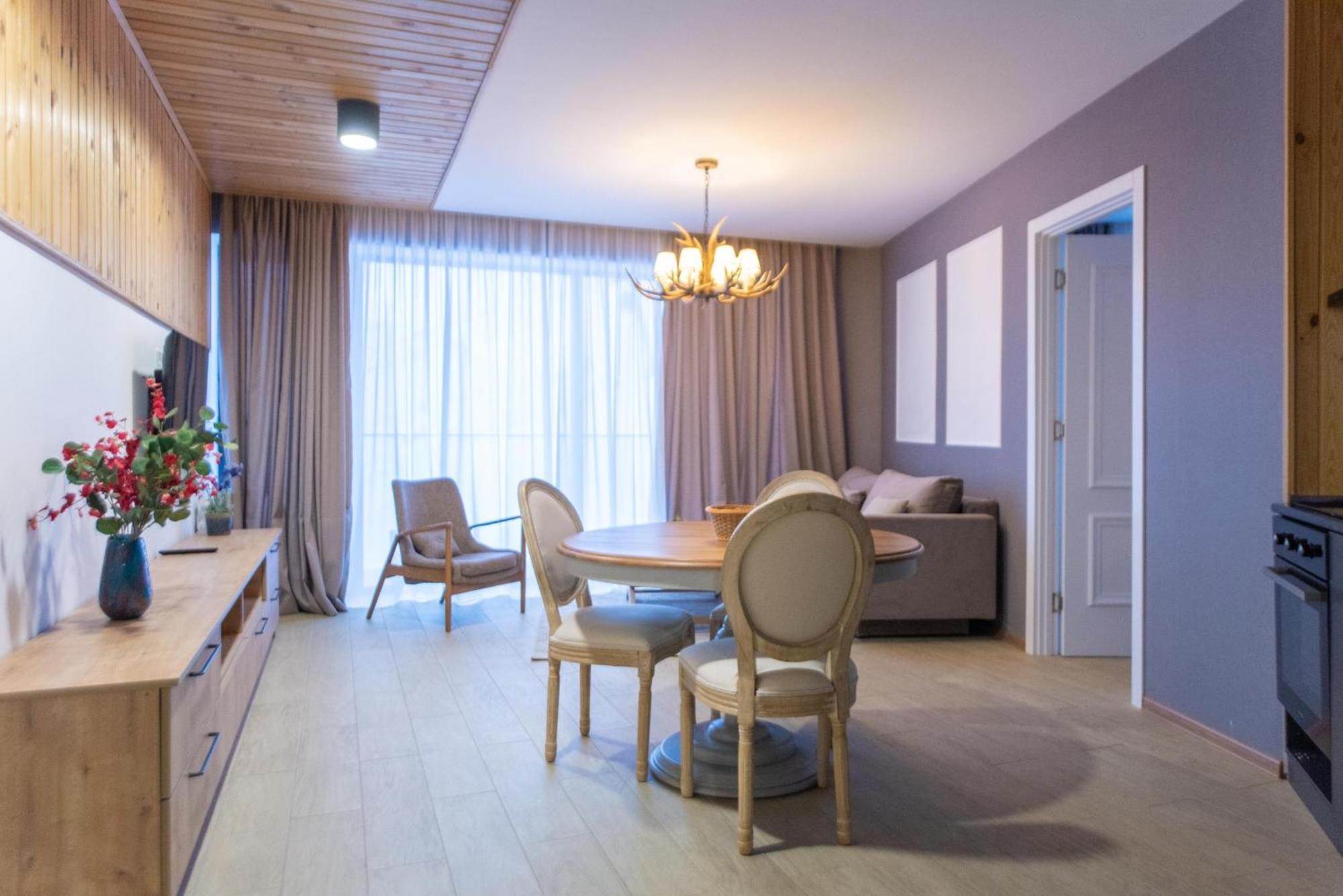 Gudauri Atrium Aparthotel ภายนอก รูปภาพ
