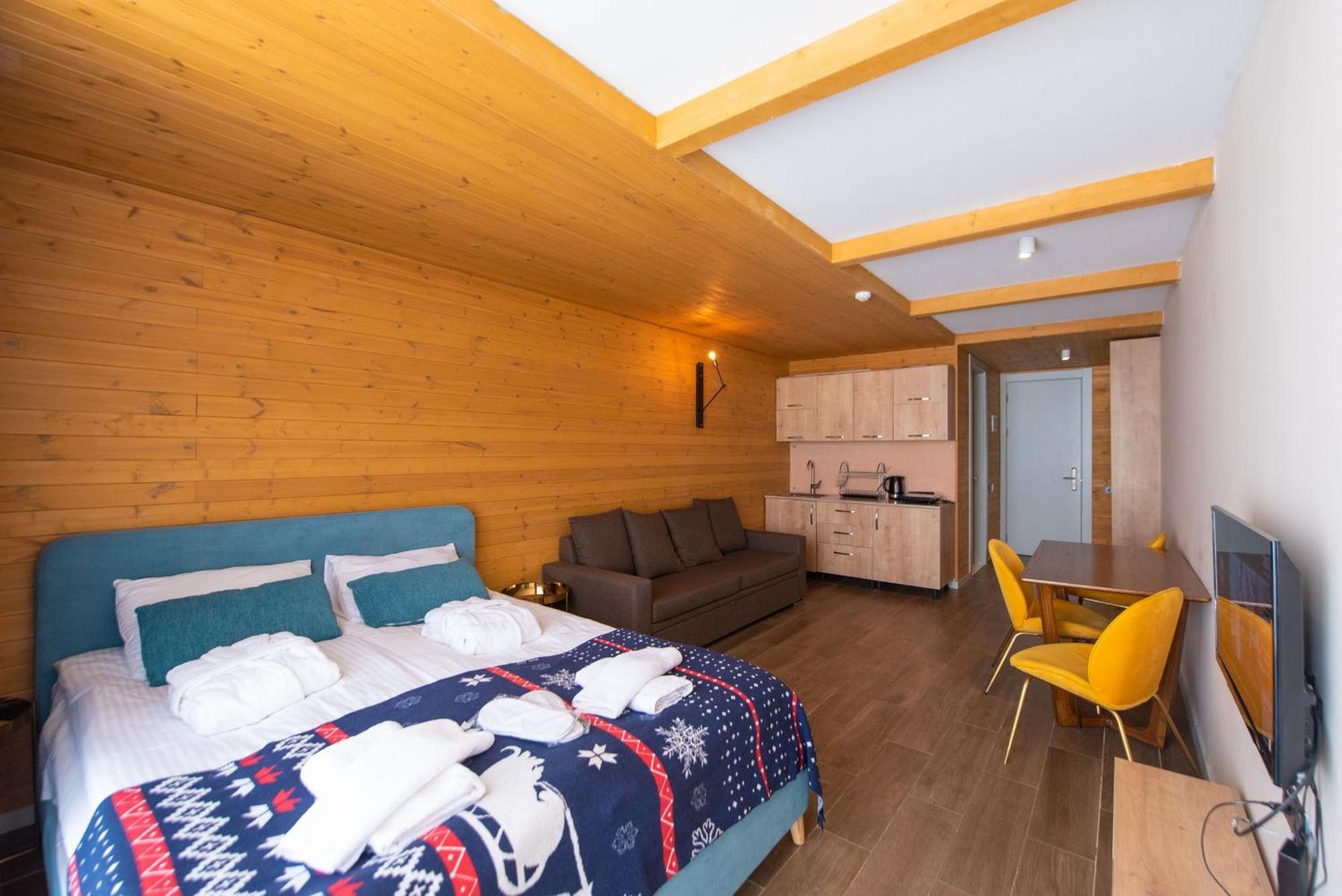 Gudauri Atrium Aparthotel ภายนอก รูปภาพ