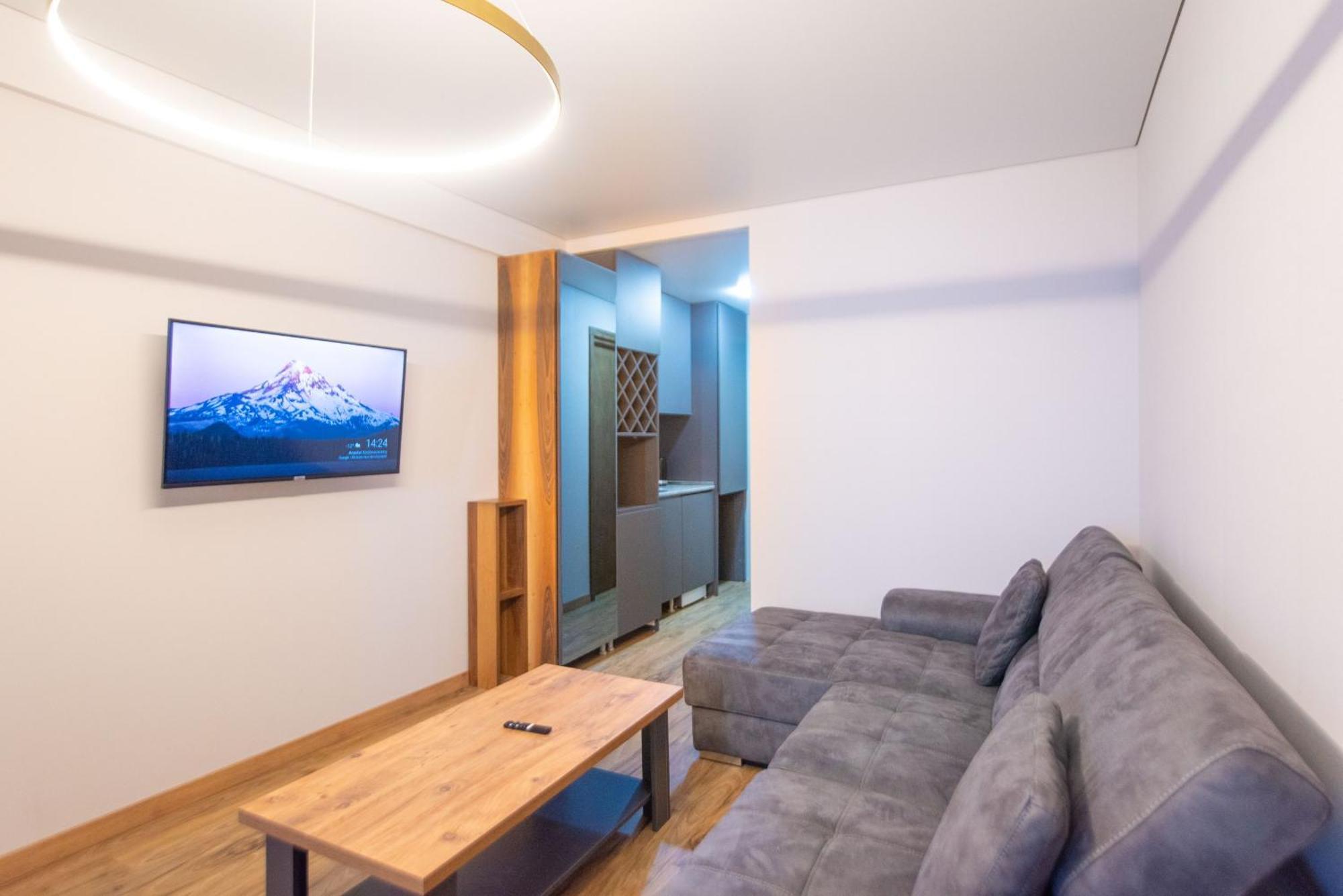 Gudauri Atrium Aparthotel ภายนอก รูปภาพ